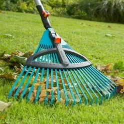 Gardena Combisystem Verstellbesen Arbeitsbreite: 35 Cm - 52 Cm, Verstellbare Zinken -Heimwerkzeuge erkäufe 2024 12 1668