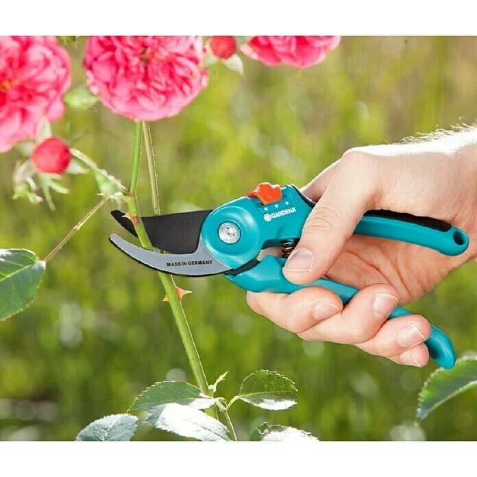 Gardena Classic Gartenschere S-M I Schneidsystem: Bypass, Max. Aststärke: 22 Mm 4 Gardena Classic Gartenschere S-M I Schneidsystem: Bypass, Max. Aststärke: 22 Mm – Bild 2