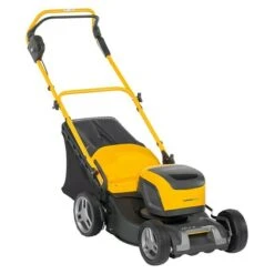 Stiga 500er Serie Akku-Rasenmäher Collector 543 AE 48 V, 1 Akku, 4 Ah, Schnittbreite: 41 Cm