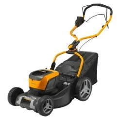 Stiga Akku-Rasenmäher Collector 548e S 2 Akkus, 4 Ah, Schnittbreite: 46 Cm