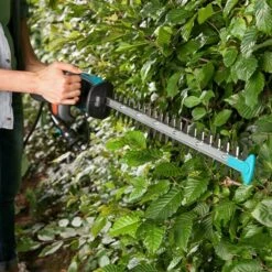 Gardena Elektro-Heckenschere Easy Cut 420/45 420 W, Schnittlänge: 43 Cm, Schnittstärke: 18 Mm -Heimwerkzeuge erkäufe 2024 12 3930